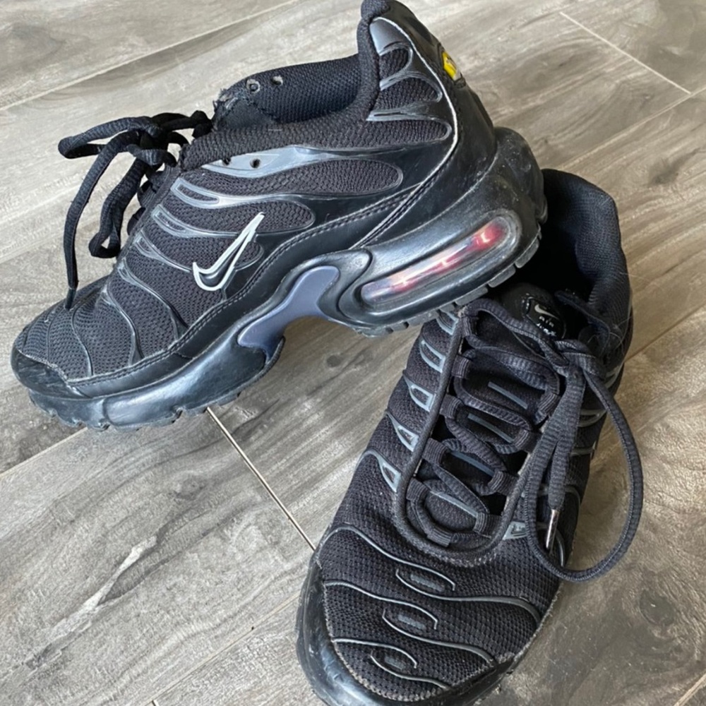 Nike air max plus TN “Black Pure Platinum”